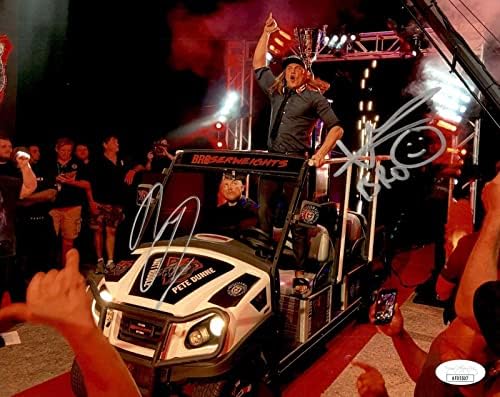 משקולות ברוזר מאט רידל ופיט דאן חתמו על עגלת גולף WWE NXT 8X10 תמונה מס '1 - תמונות UFC עם חתימה