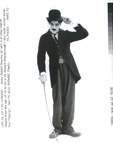 תצלום וינטג 'של רוברט דאוני ג'וניור בתור צ'רלי צ'פלין